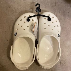 white crocband clogs